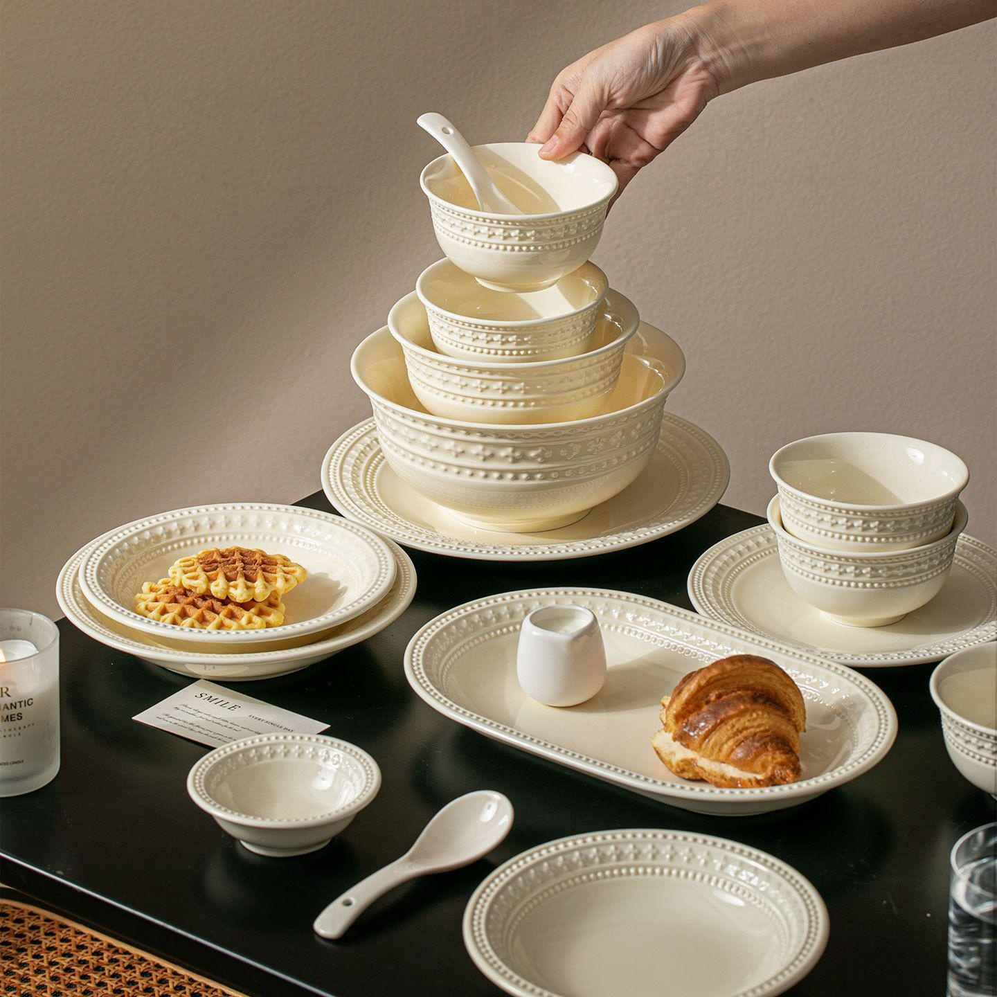 Relief sculpture Tableware - INFINITE TOMATO