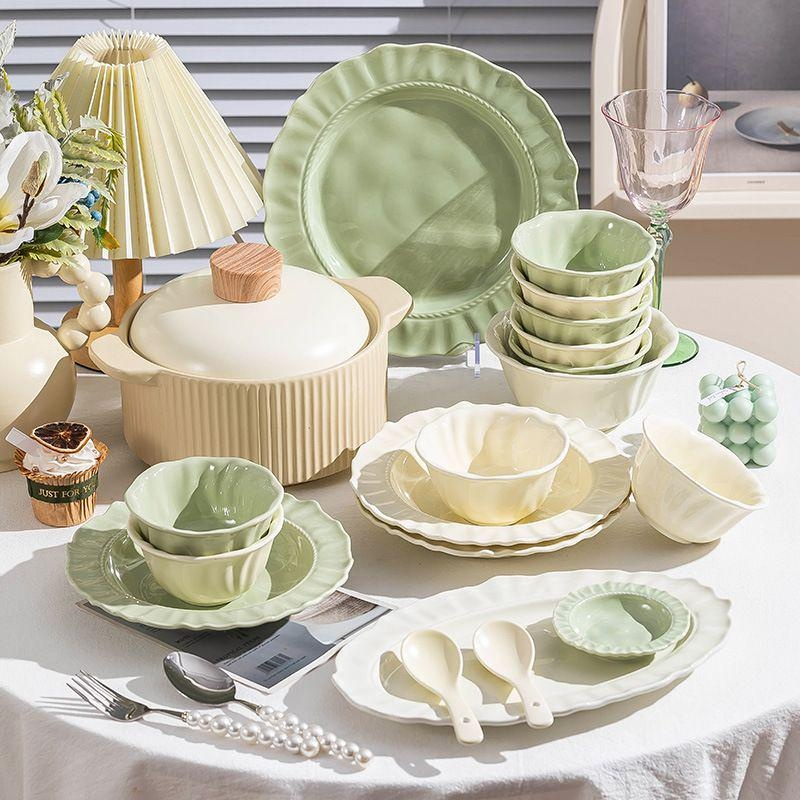 Under glazed Tableware - INFINITE TOMATO