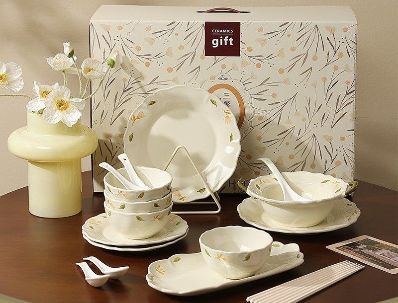 Under glazed Tableware - INFINITE TOMATO