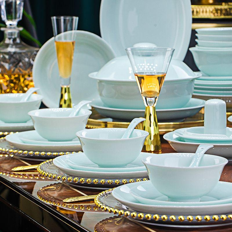 Porcelain (blue and white) Tableware - INFINITE TOMATO