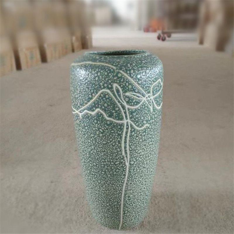 陶磁器の花瓶 - INFINITE TOMATO