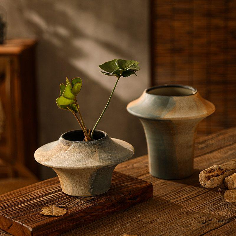 Ceramic Vase - INFINITE TOMATO
