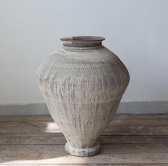 Ceramic Vase - INFINITE TOMATO