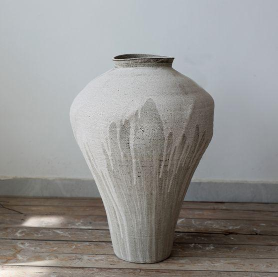 Ceramic Vase - INFINITE TOMATO