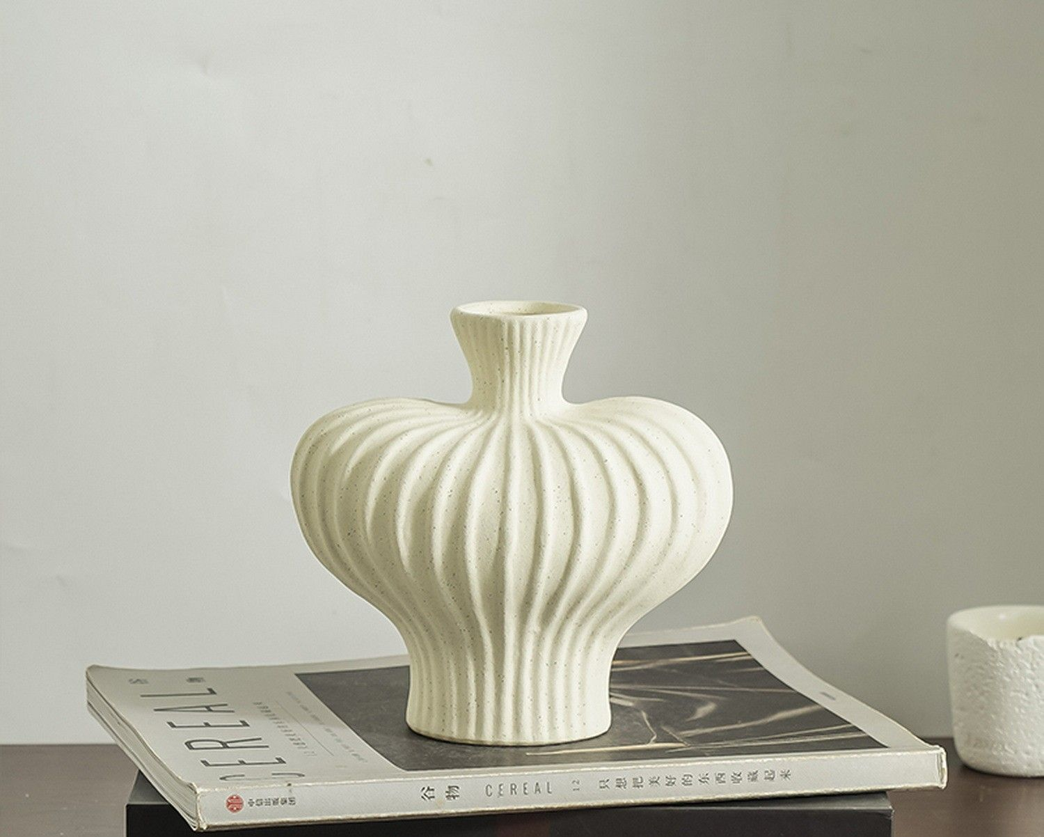 Ceramic Vase - INFINITE TOMATO