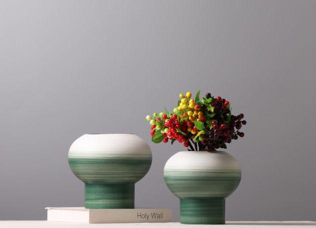 Vase 557