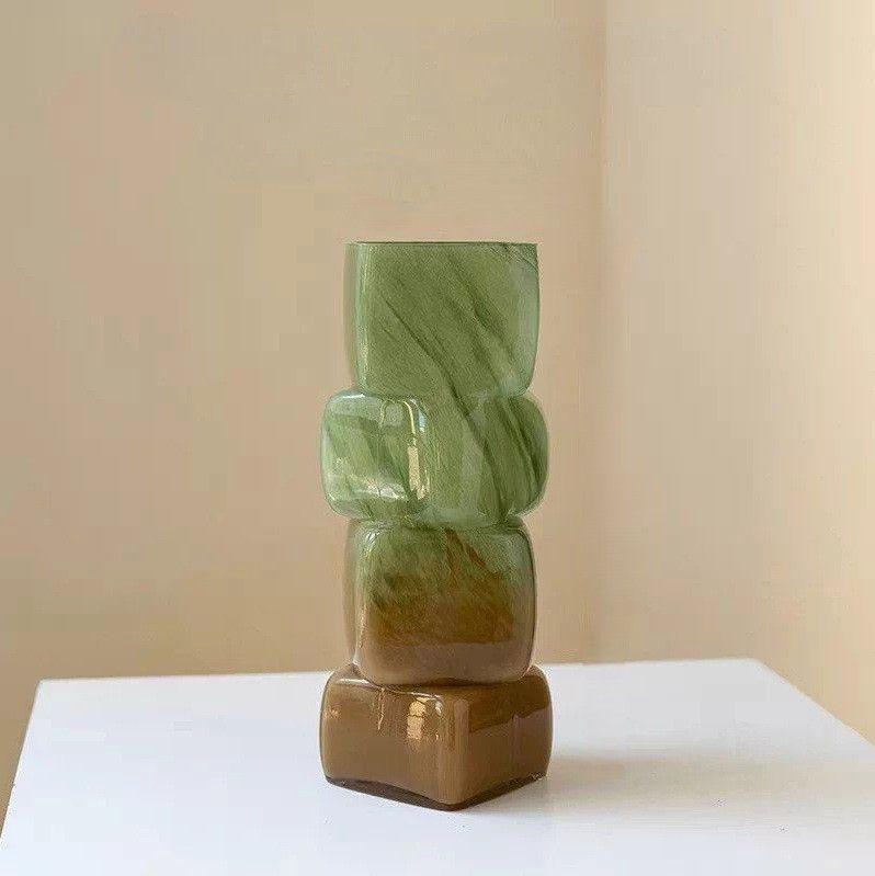 Vase 571