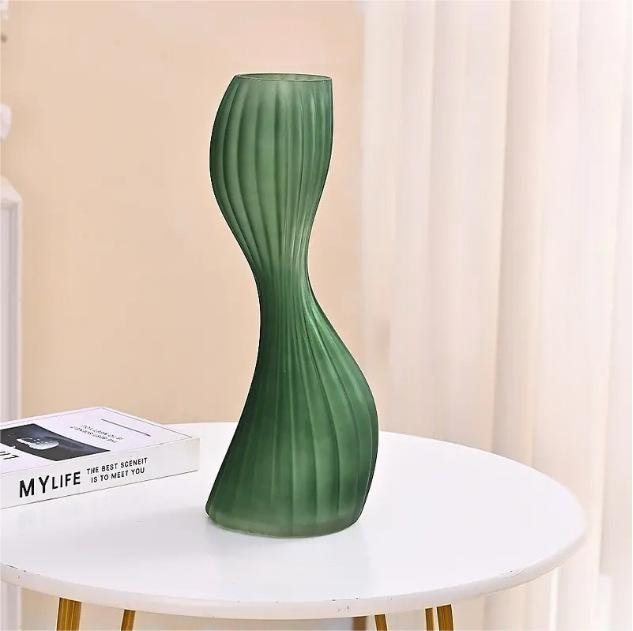 Glass Vase - INFINITE TOMATO