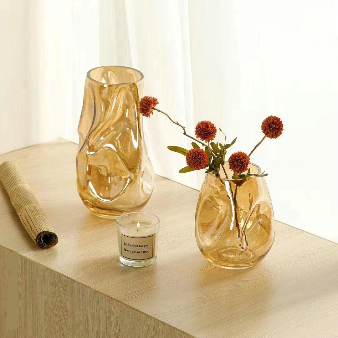Vase 683