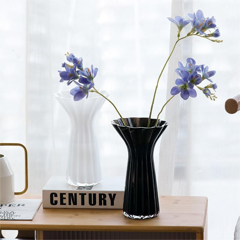 Glass Vase - INFINITE TOMATO
