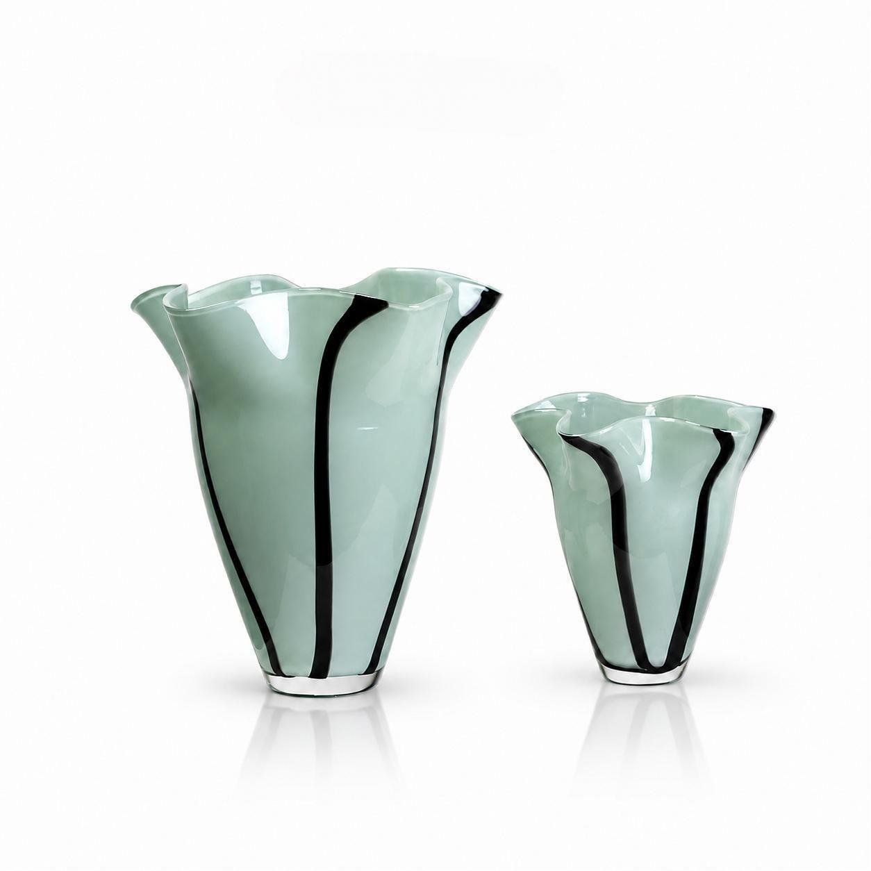 Vase 857